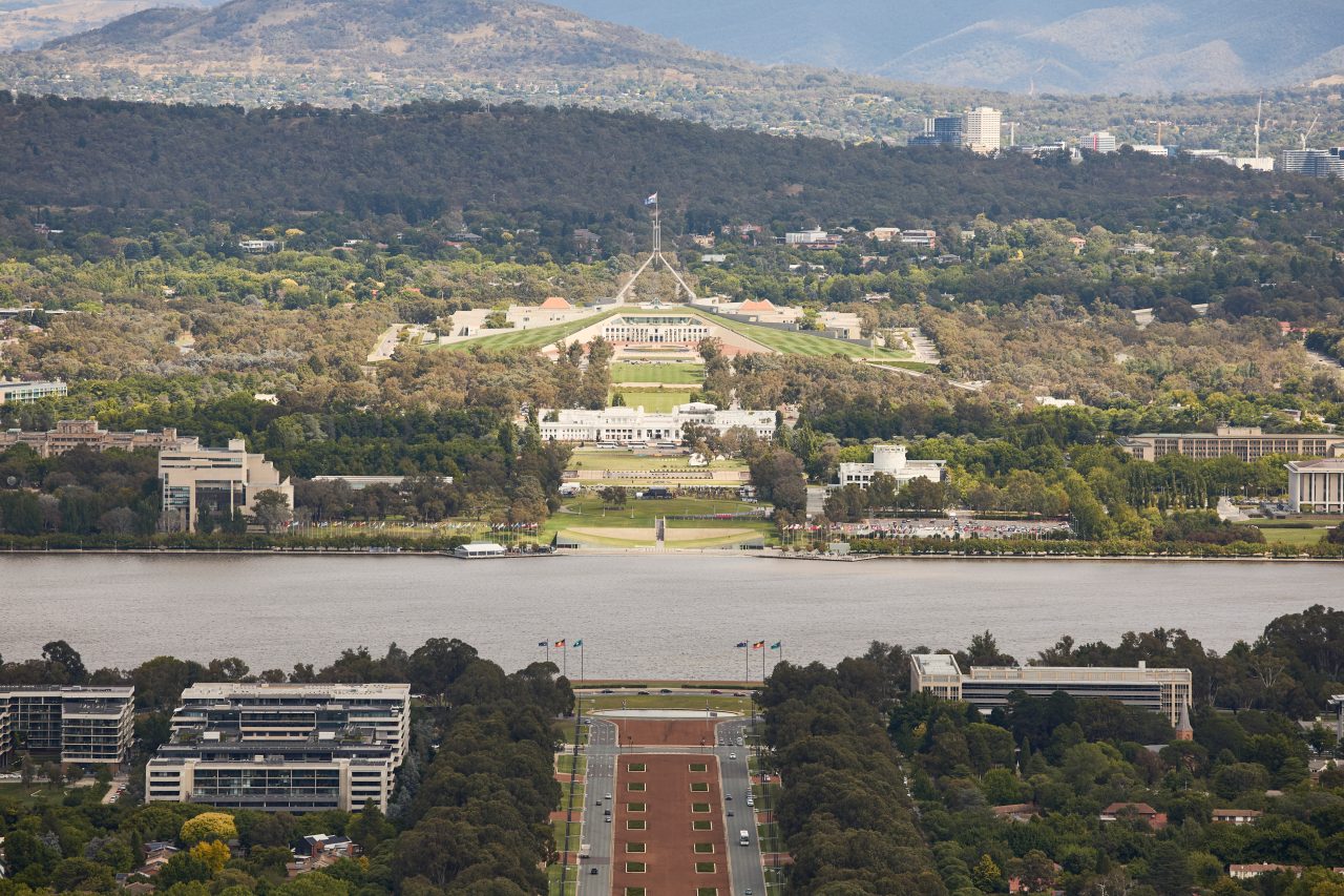 Canberra 麻豆社 view over Canberra